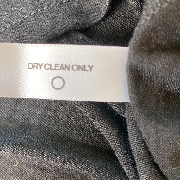 Blue Life Black Tunic Dress with V-Back and Split Hem Sz XS NWOT - Picture 7 of 7